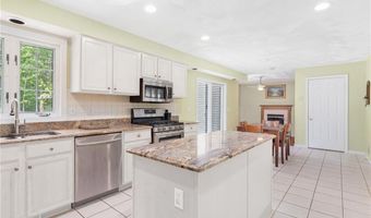 52 GINGER Trl, Coventry, RI 02816