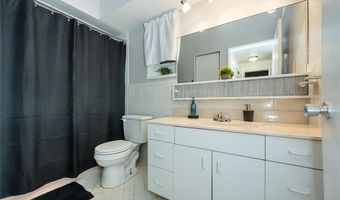 110 Coral Ter 13, Ballwin, MO 63011