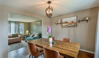 96 Hendricks Blvd, Amherst, NY 14226
