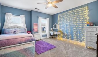30 Lenihan Ln, East Greenwich, RI 02818