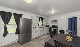 702 11th St, Altavista, VA 24517