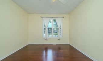 273 Scio Village Ct 125, Ann Arbor, MI 48103