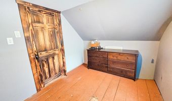14 Helen St, Auburn, ME 04210