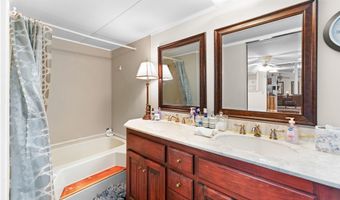 2194 Oak Village Rd, Akron, AL 35441