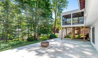 5019 FLEMING Dr, Annandale, VA 22003