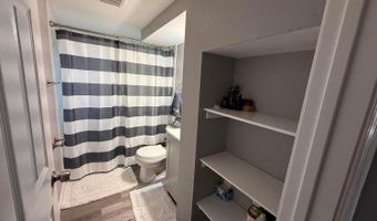 1620 E RANDALL Ave, Appleton, WI 54911