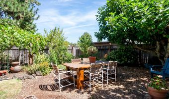 20365 SW YORK St, Beaverton, OR 97003