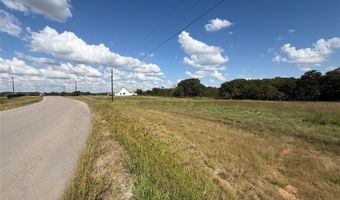 330 Rolling Ranch Blvd, Alvord, TX 76225