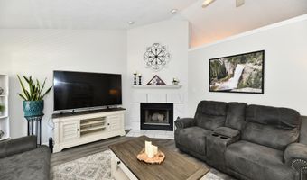 1157 Runningbrook Ct, Avon, IN 46123