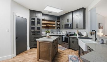 1402 W Johnson Ave, Aransas Pass, TX 78336