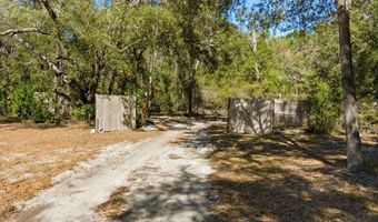 1349 27th Pl, Bell, FL 32619