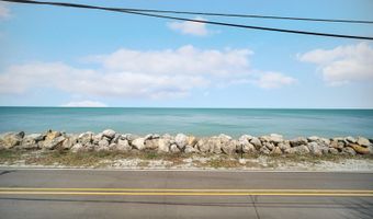 825 E Lake Front Dr, Beverly Shores, IN 46301