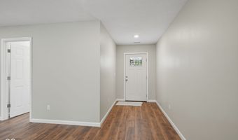 230 North St, Austin, IN 47102