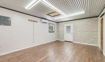 1318 John Riley Barnhill Rd, Baker, FL 32531