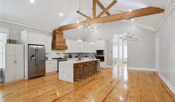 2313 AYCOCK St, Arabi, LA 70032
