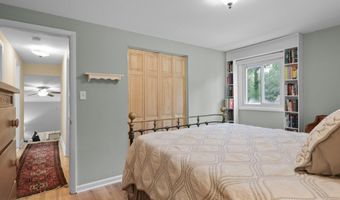 4712 SURRY Pl, Alexandria, VA 22304