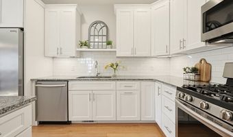 142 Bellwood Cir 142, Bellingham, MA 02019