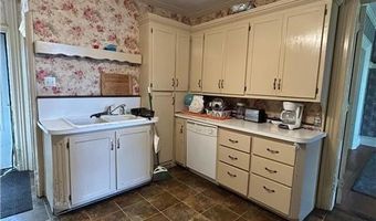 415 7th Ave E, Alexandria, MN 56308