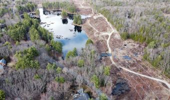 360 Candia Rd 32, Chester, NH 03036