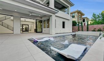 68 Grey Feather Dr, Las Vegas, NV 89135