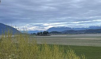 7724 Deep Creek Loop, Bonners Ferry, ID 83805