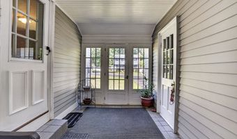 90 Lowell St, Andover, MA 01810