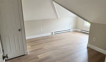 106 Stearns St 3rd floor, Bristol, CT 06010