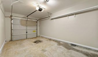 226 Fox Creek Blvd, Woodstock, GA 30188