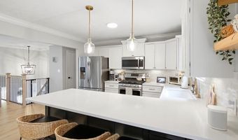 64 WOODLAND Rd, Bayville, NJ 08721