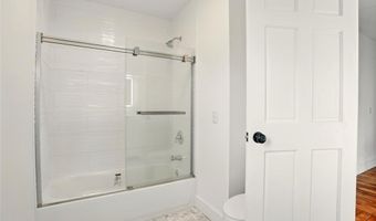 1433 W 4th St, Ashtabula, OH 44004