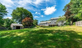 155 Oakdale Rd, North Kingstown, RI 02852