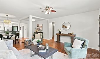 1815 Arnold Dr, Charlotte, NC 28205