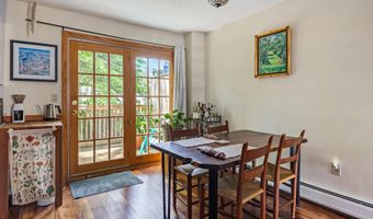 89 N Champlain St L, Burlington, VT 05401