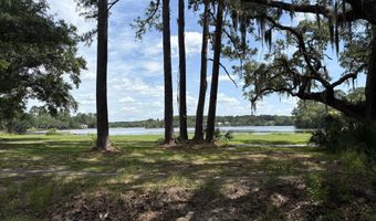 14 Grand Oaks Way, Beaufort, SC 29907