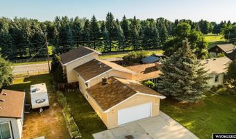 66 Sunset Ave, Buffalo, WY 82834