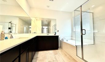 137 Rohan Crest Ave, Henderson, NV 89011