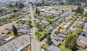 409 PACIFIC Ave, Brookings, OR 97415