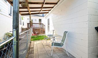 203 ALBANY Ave, Barrington, NJ 08007
