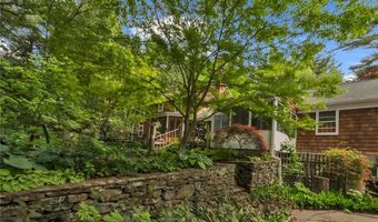 12 Howard Rd, Cumberland, RI 02864