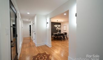 4901 Pine Ridge Rd, Charlotte, NC 28226