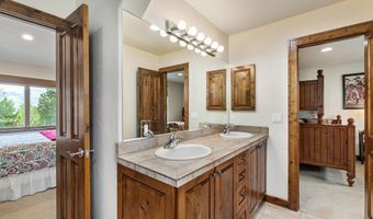 3038 W Wildridge Rd D, Avon, CO 81620
