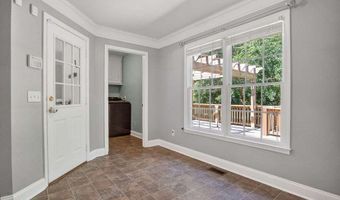 354 E Creek Bnd, Athens, GA 30605