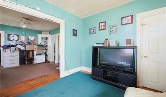 10 Walnut St, East Providence, RI 02914