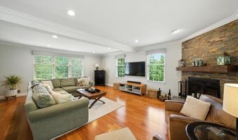 10 Peter Dr, Allamuchy Twp., NJ 07840