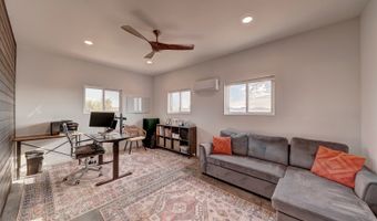 28 Scenic Rdg S, Alpine, TX 79830