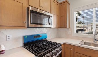 3030 Oceanside Blvd 18, Oceanside, CA 92054
