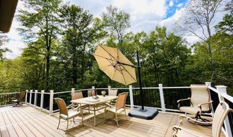 157 Main St, Gouldsboro, PA 18424