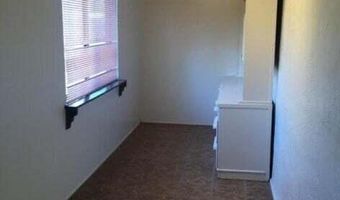 825 Palomas Dr SE, Albuquerque, NM 87108