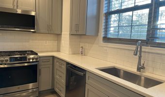 23255 MILLTOWN KNOLL Sq 102, Ashburn, VA 20148