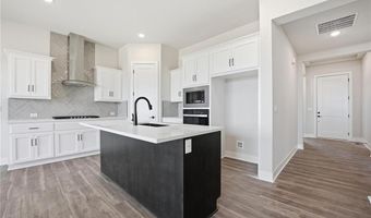 1387 N 163rd Cir, Basehor, KS 66007